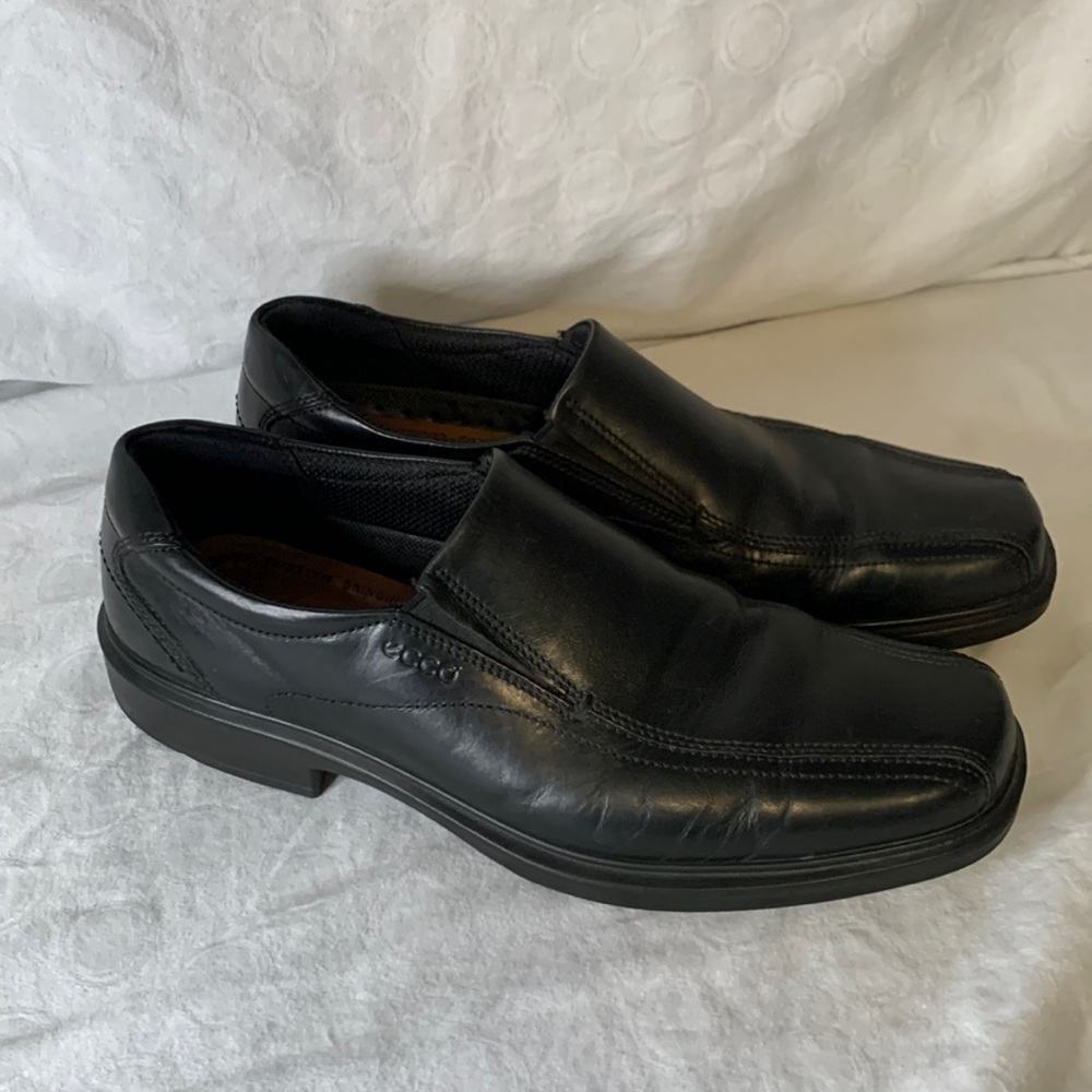 Ecco Dress or Casual Wear Men’s Leather Loafer Slip Ons Black Size 46